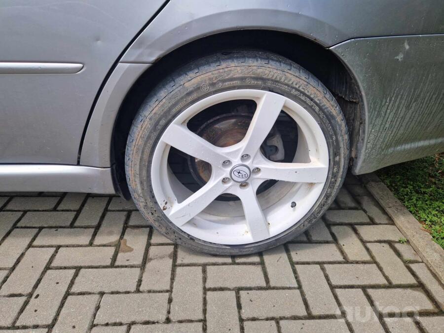 Subaru, stop lekki