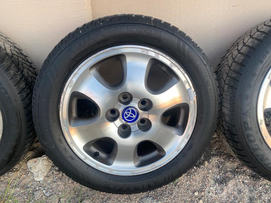 Toyota, stop lekki