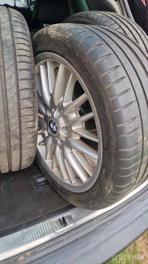 BMW, stop lekki