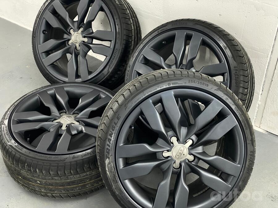 Audi S6, stop lekki