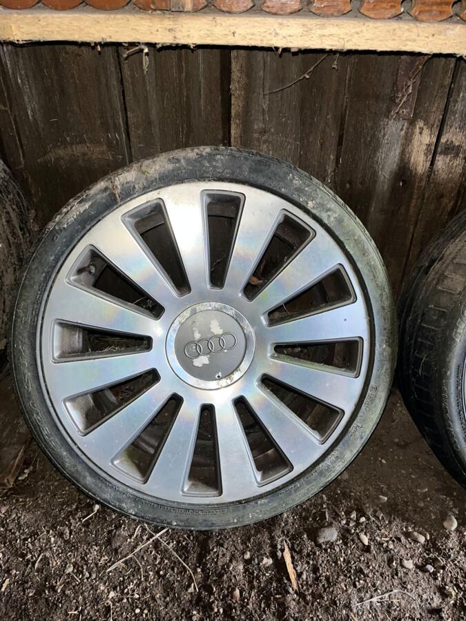 Audi, stop lekki