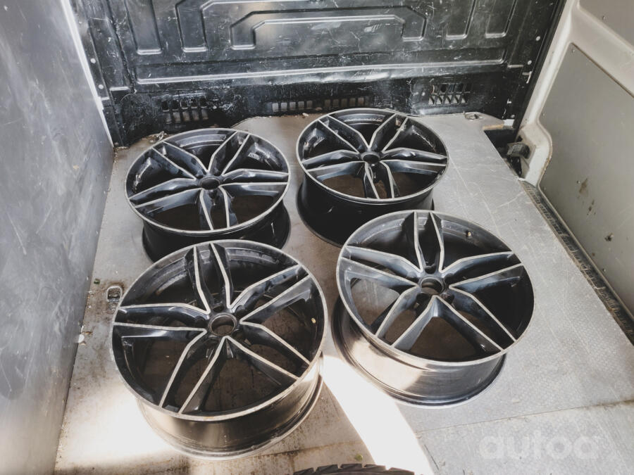 Audi, stop lekki
