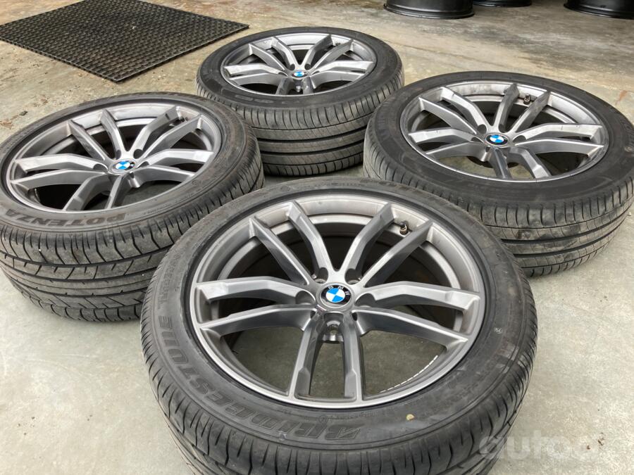 BMW, stop lekki
