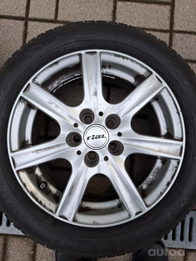 Rial, stop lekki