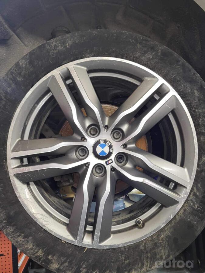 BMW, stop lekki