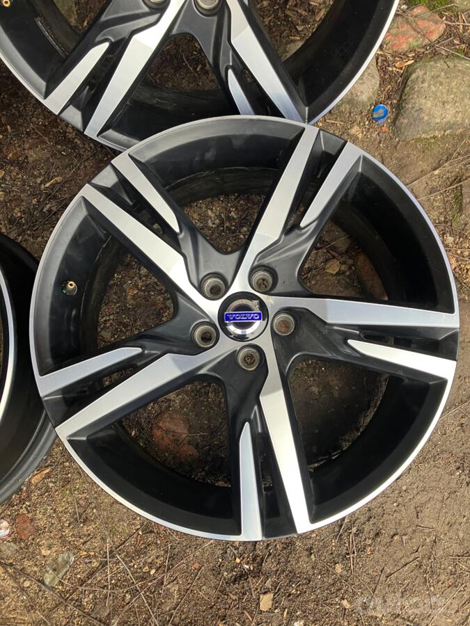 Volvo xc60, stop lekki