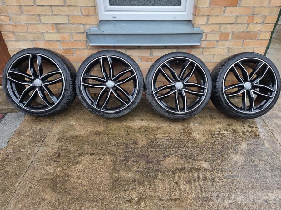 Audi, stop lekki