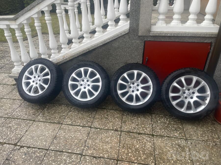 Honda, stop lekki