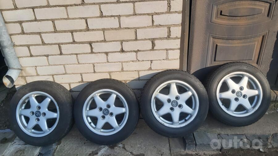 Toyota, stop lekki