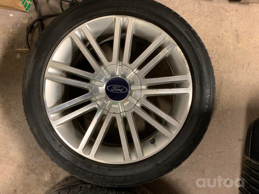 Ford, stop lekki