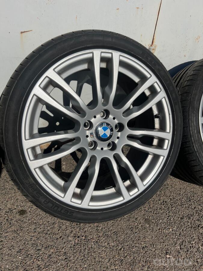 BMW, stop lekki