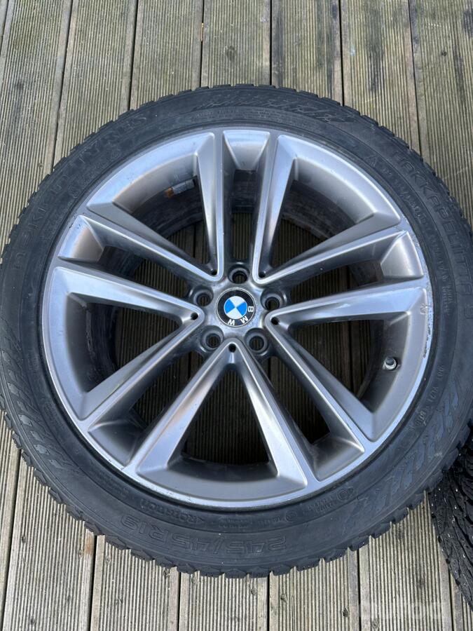 BMW, stop lekki
