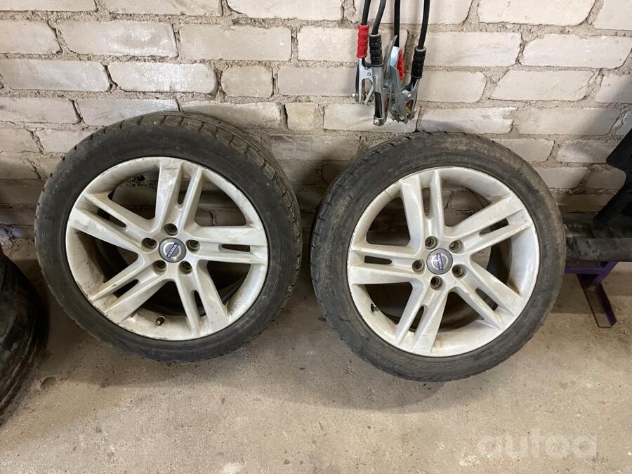 Volvo, stop lekki