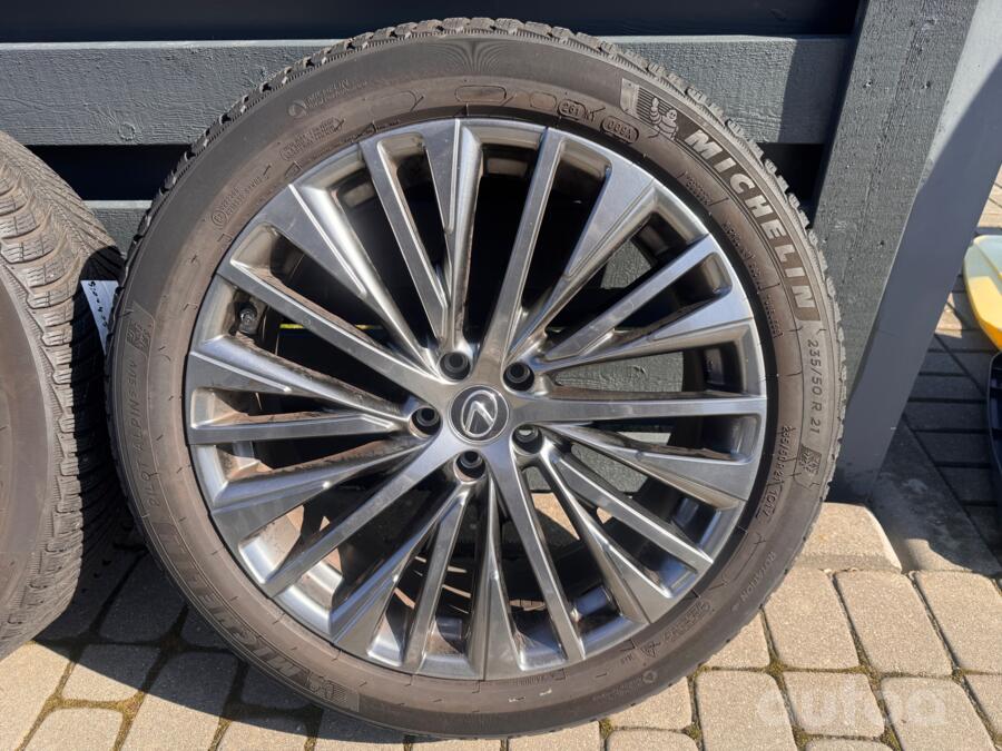 Lexus, stop lekki