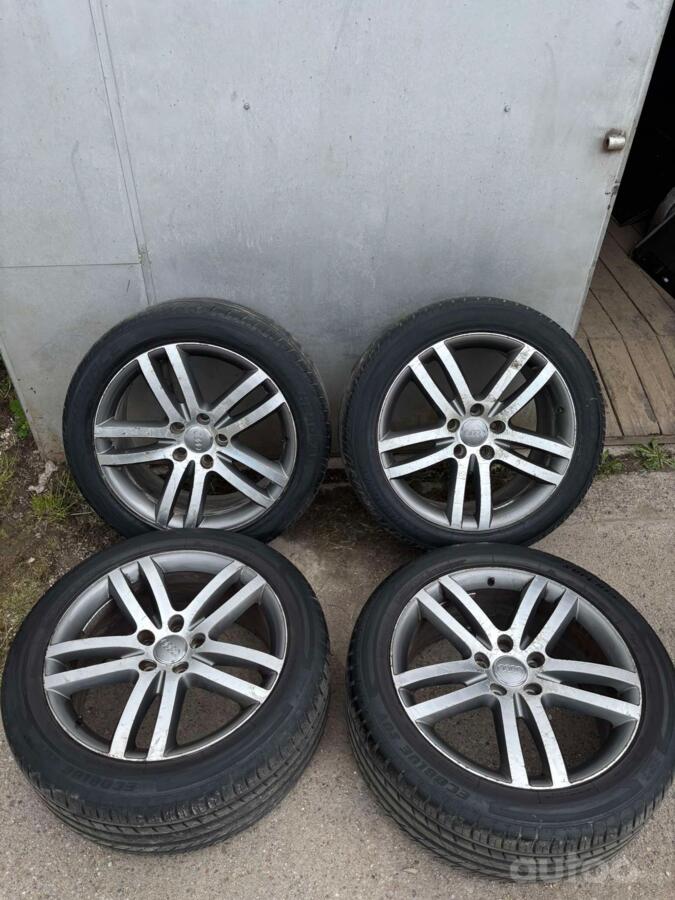 AUDI, stop lekki