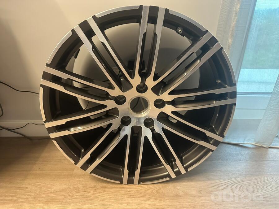Porsche, stop lekki