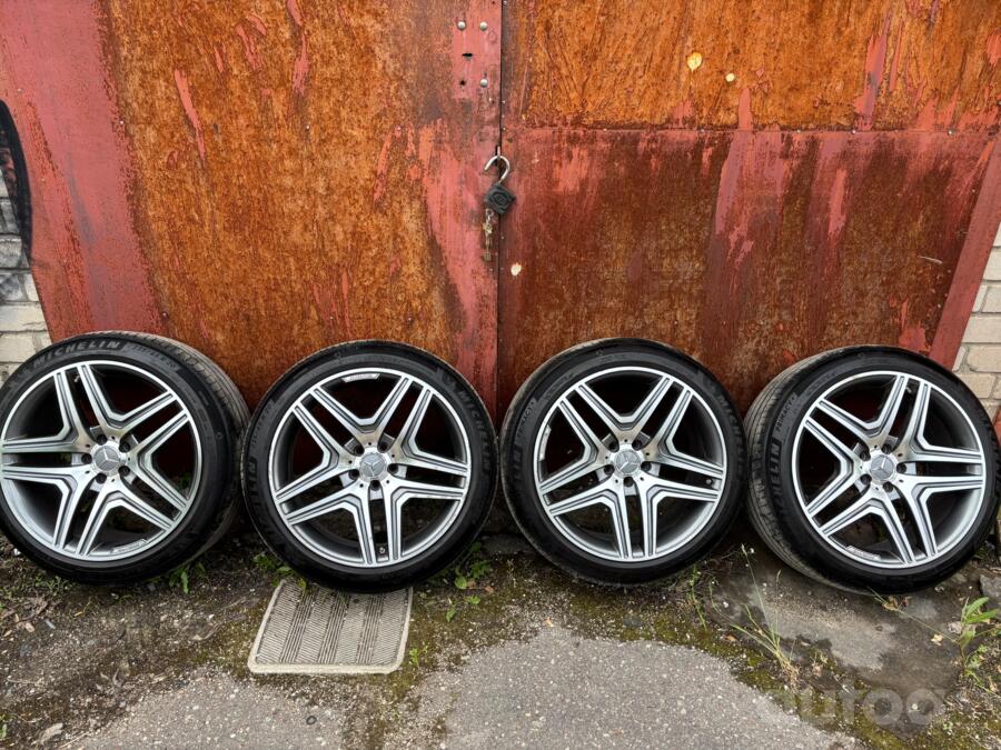 Mercedes Benz, stop lekki