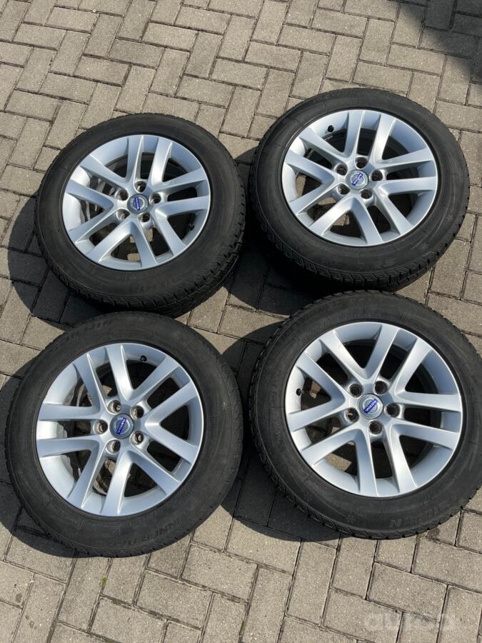 VOLVO S60, stop lekki