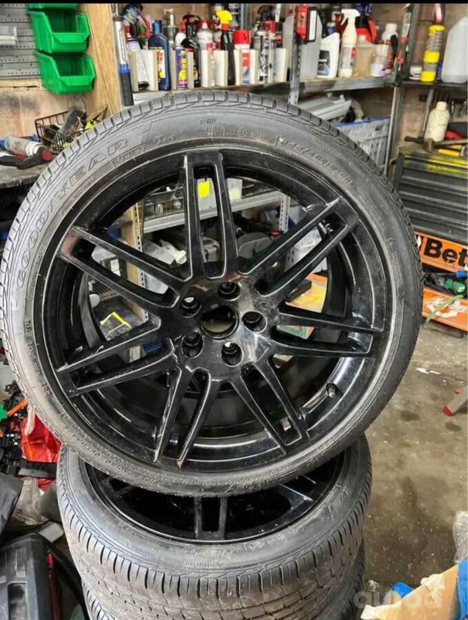 Audi, stop lekki