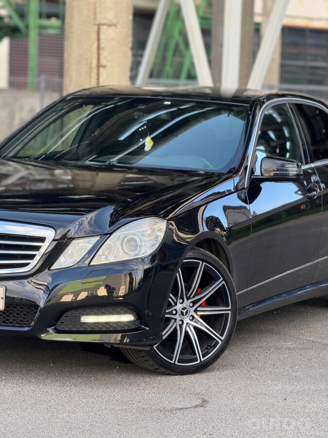 Mercedes, stop lekki