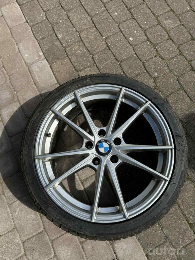 BMW, stop lekki