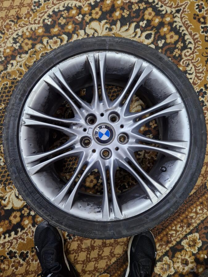 BMW, stop lekki