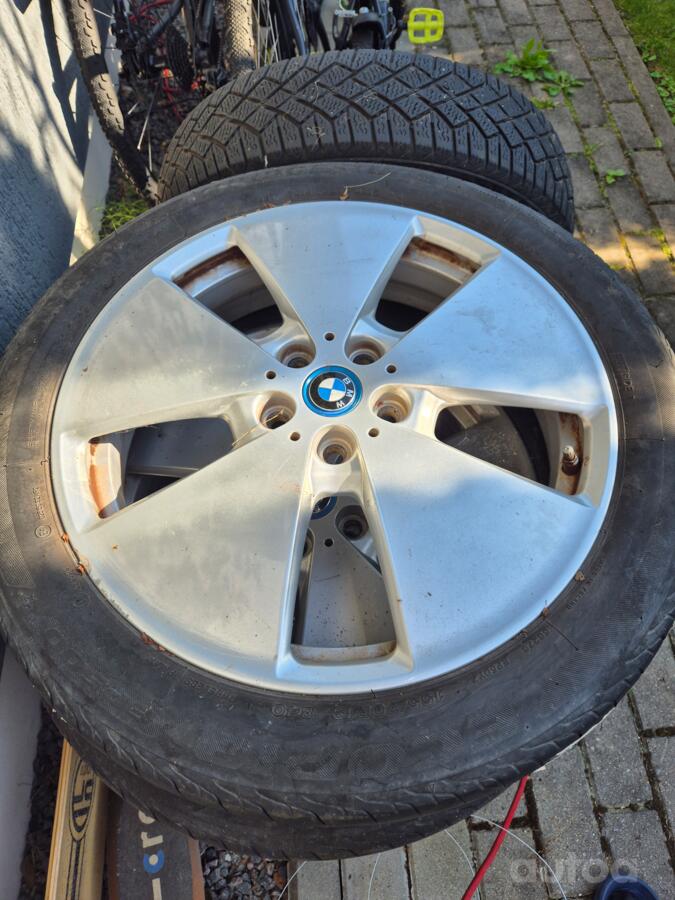 BMW, stop lekki