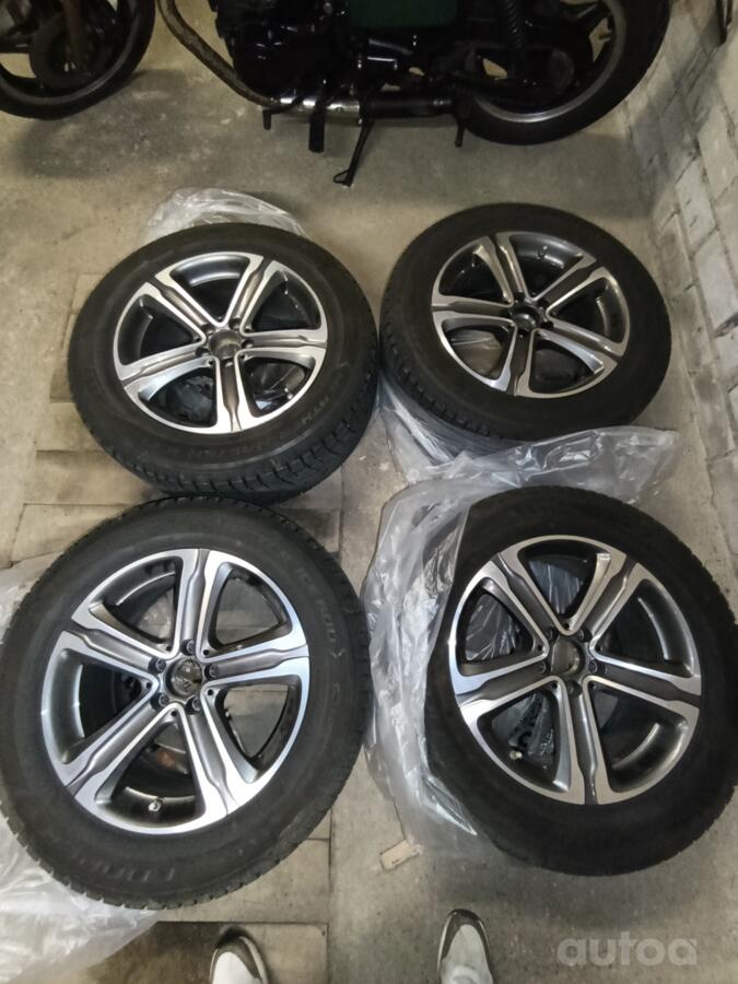 Mercedes-Benz, stop lekki