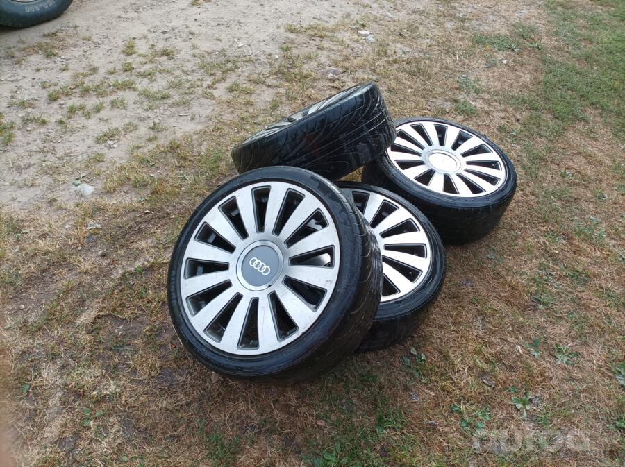 Audi, stop lekki