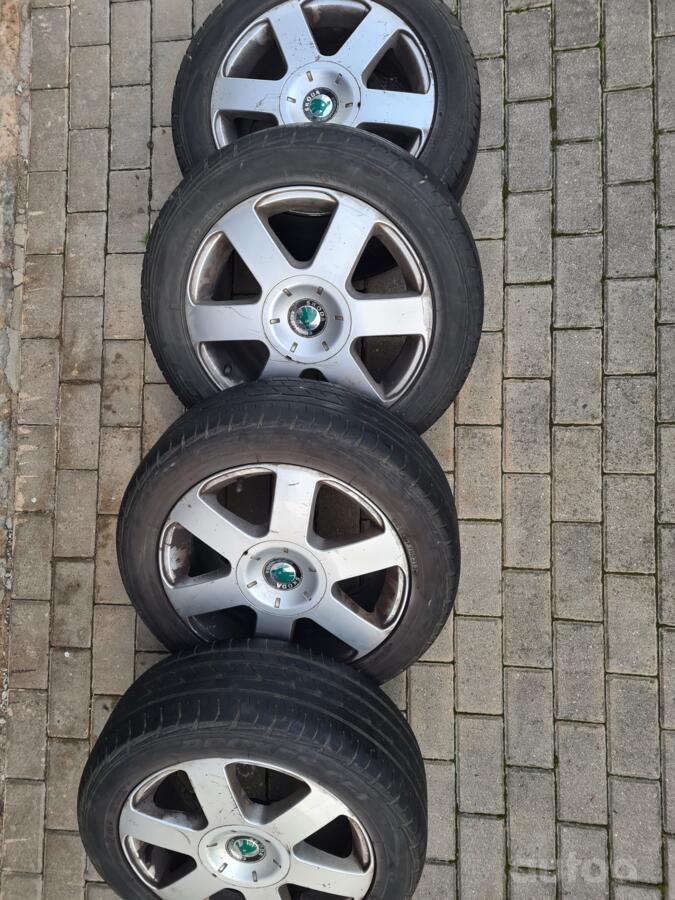 Skoda, Čekija, stop lekki