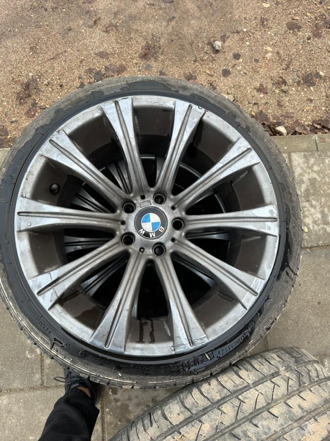 BMW, stop lekki