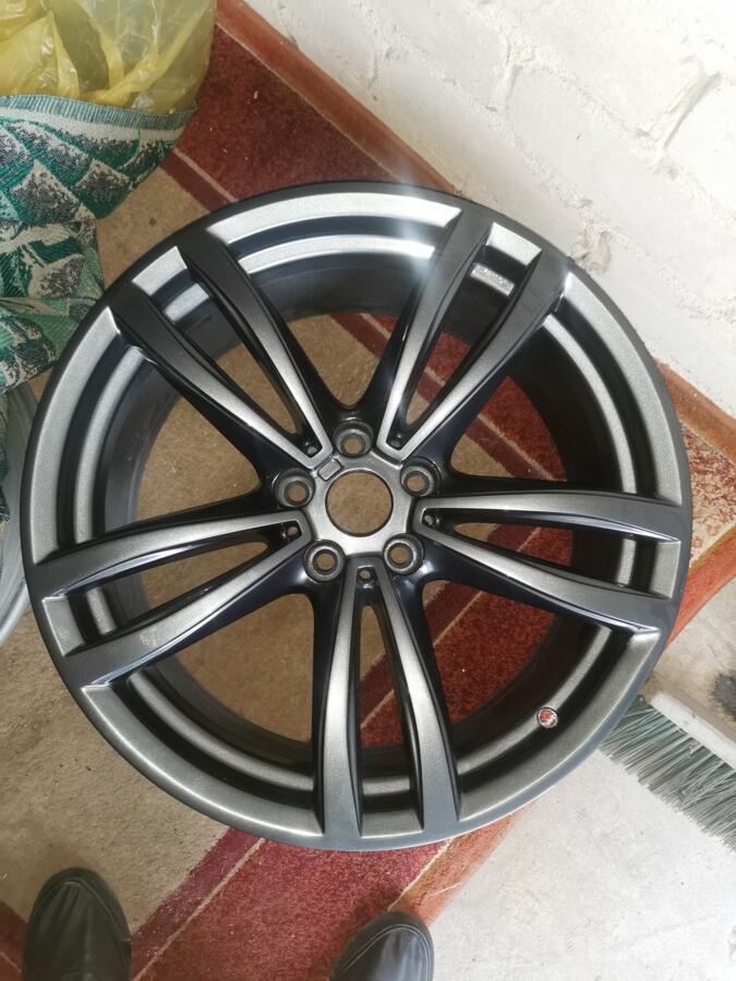 BMW, stop lekki