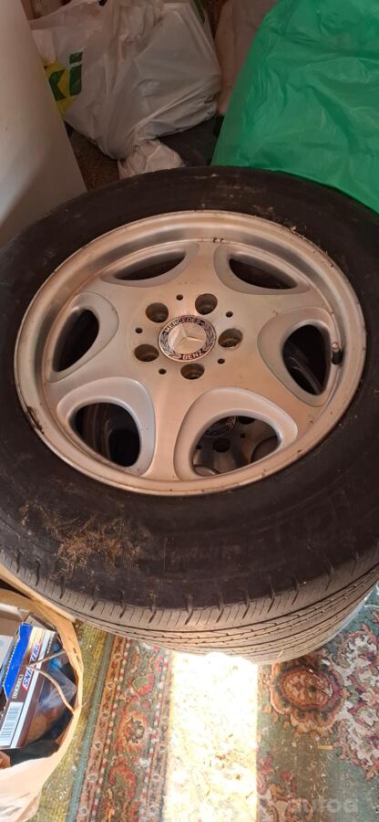 Mercedes, stop lekki