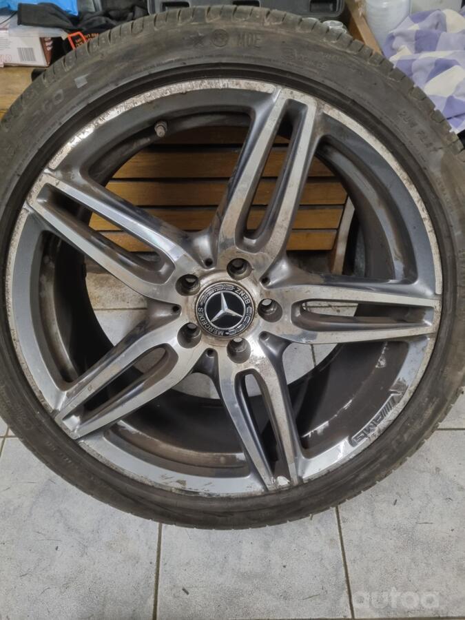 Mercedes, stop lekki