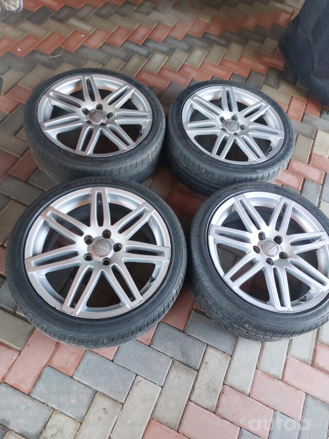 Audi, stop lekki