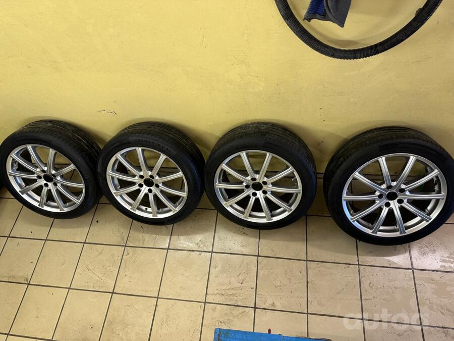 Mega wheels, stop lekki