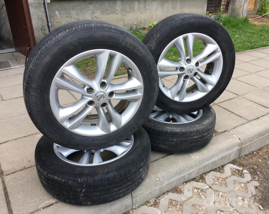 Nissan, stop lekki