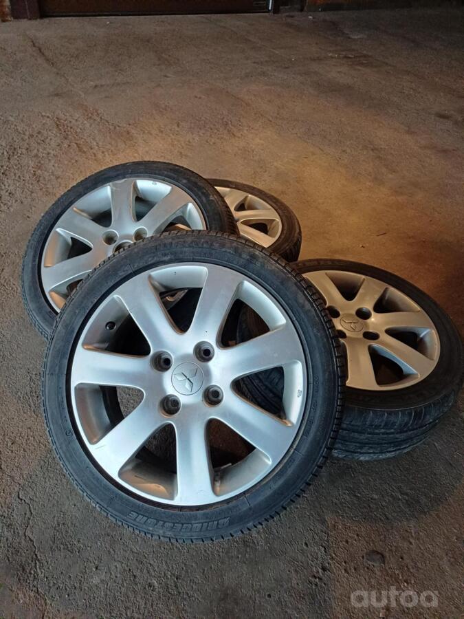 MITSUBISHI, stop lekki