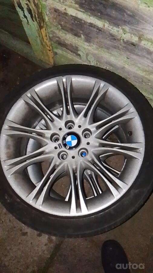 BMW, stop lekki