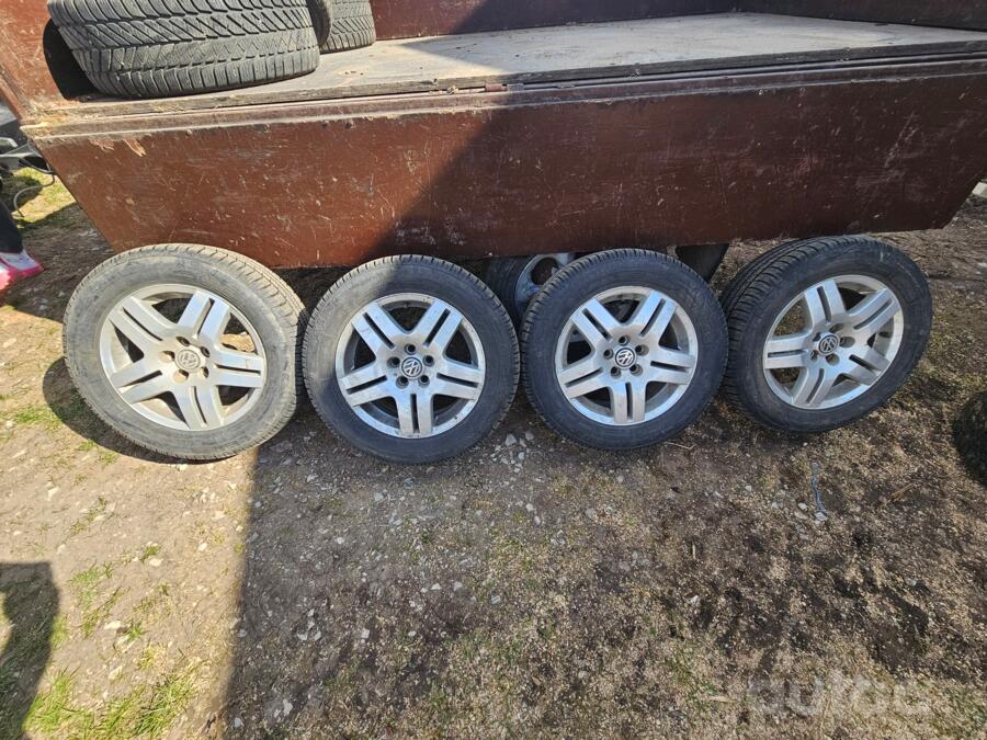 Audi, stop lekki