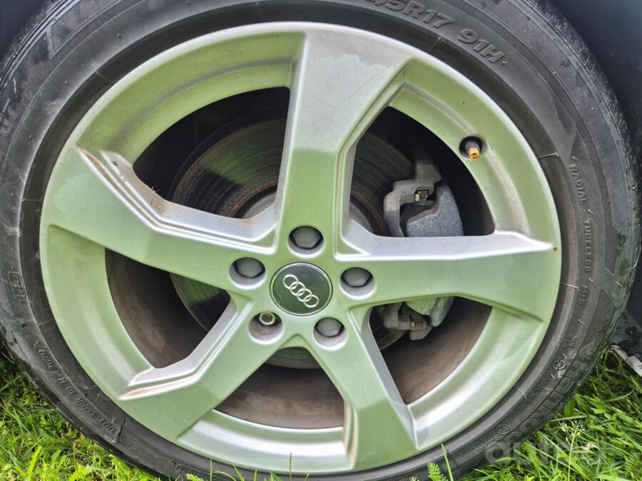 Audi, stop lekki