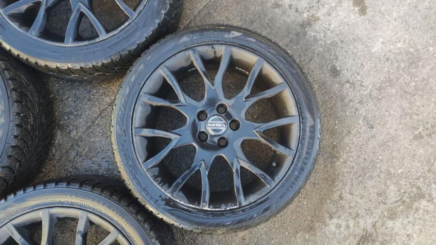 Volvo, stop lekki