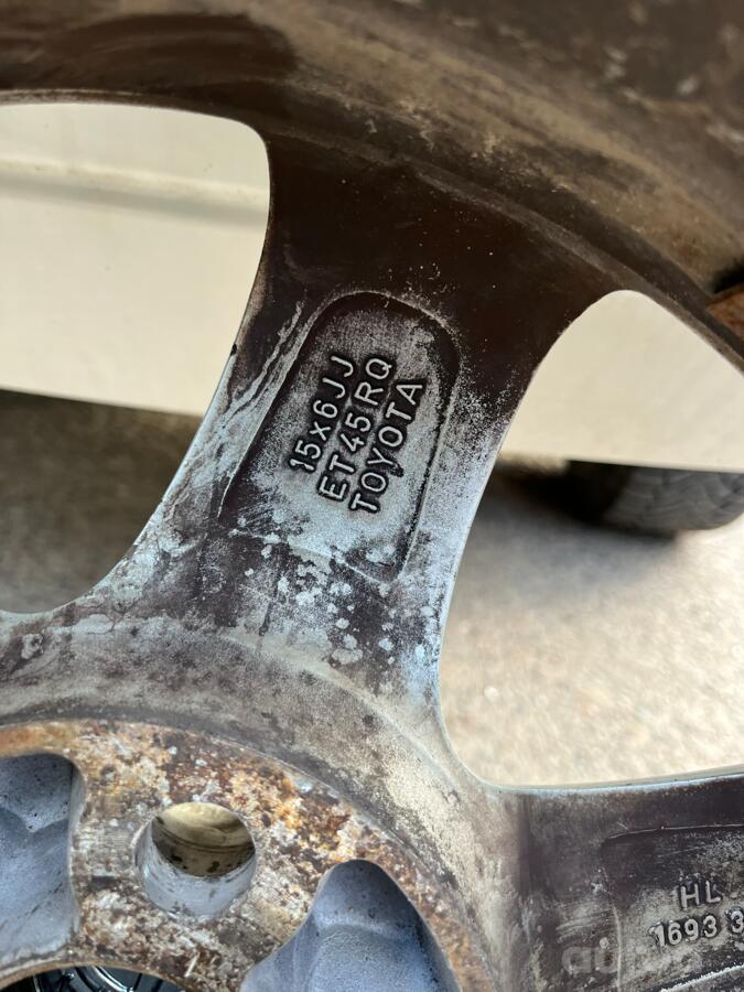 Toyota, stop lekki