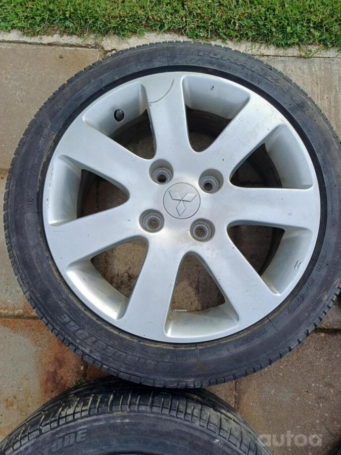 MITSUBISHI, stop lekki