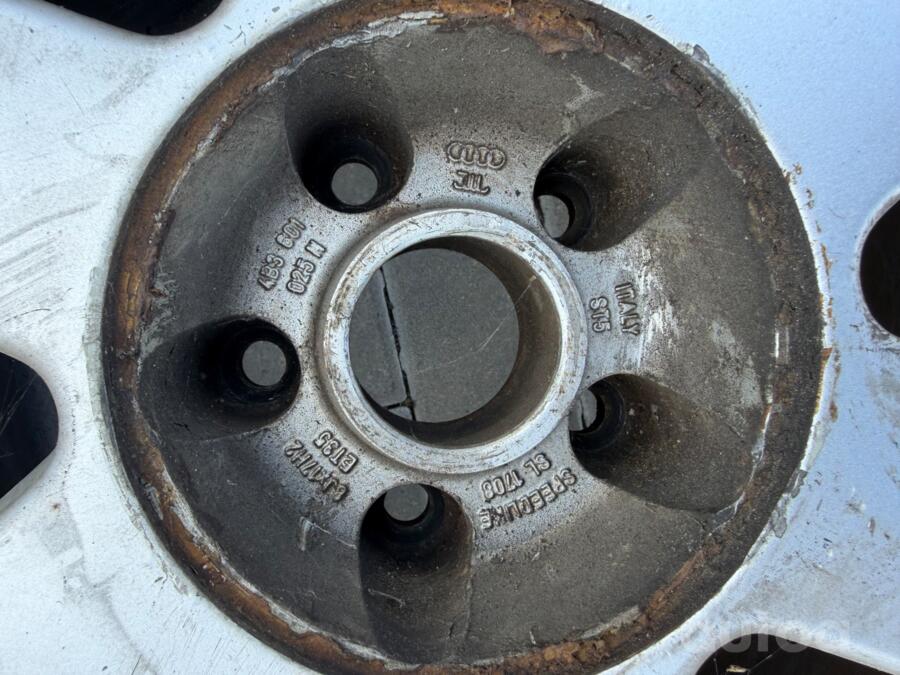 Audi, VW, stop lekki
