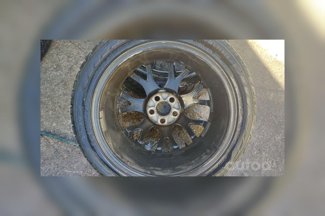 Volvo, stop lekki