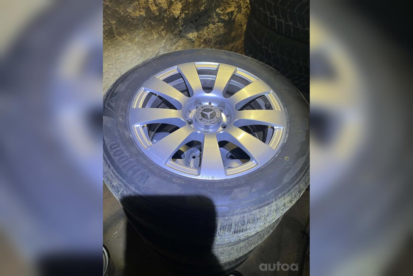 Mercedes-Benz, stop lekki