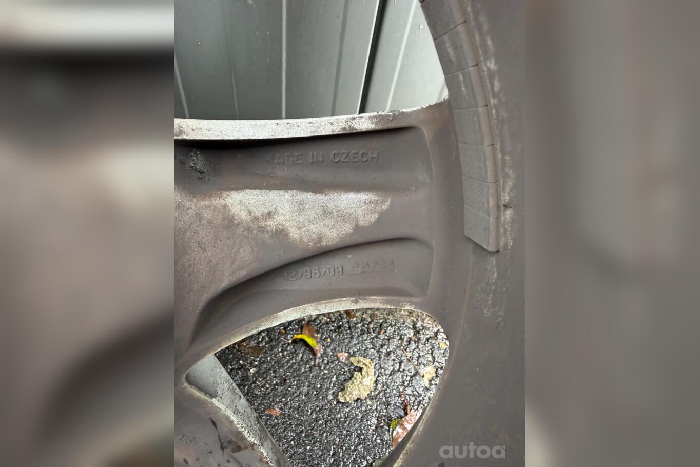 Saab, stop lekki