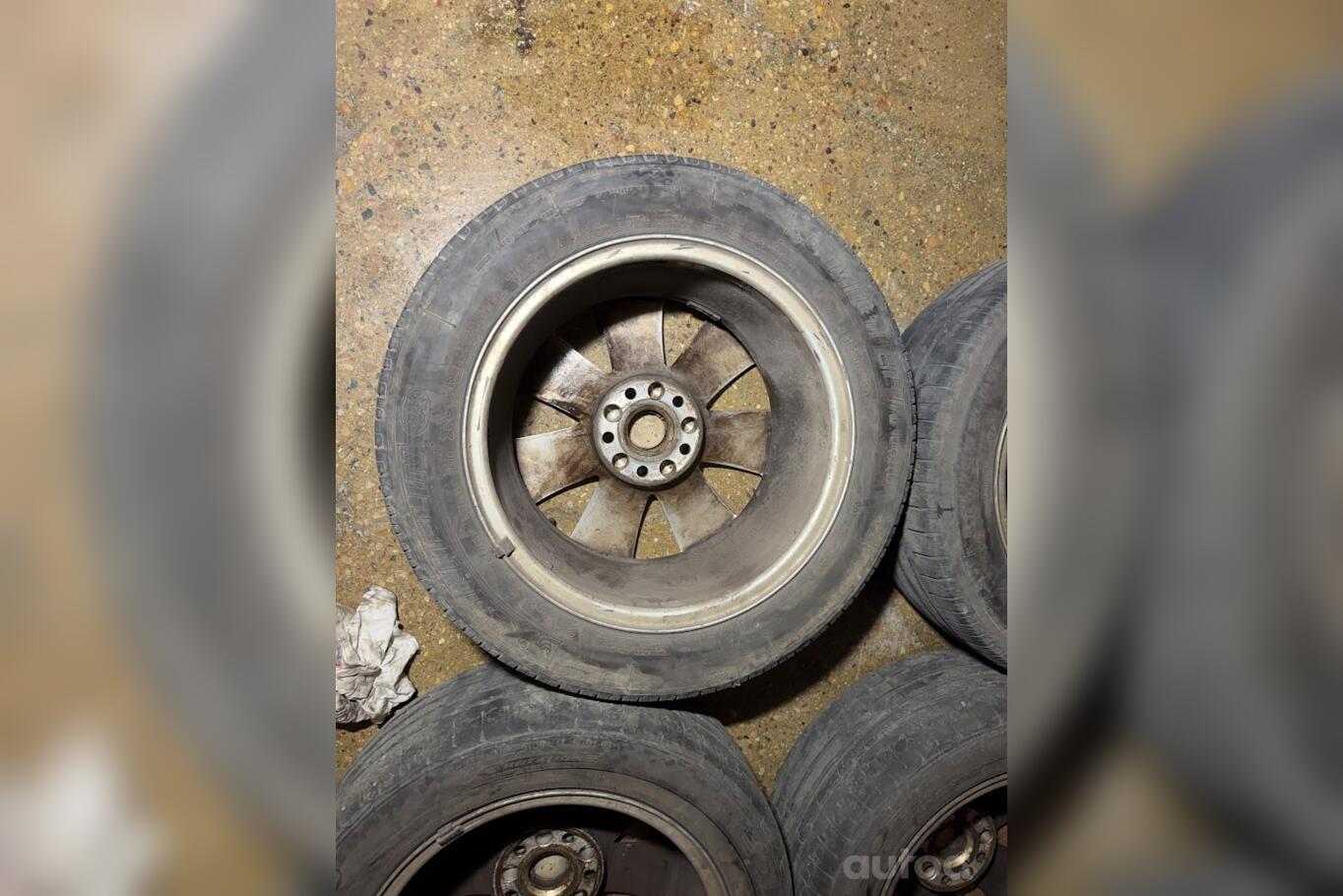 Audi, stop lekki