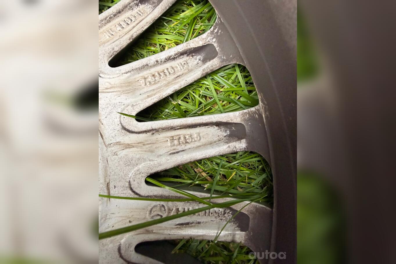 Mercedes-Benz, stop lekki